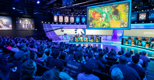 Huyền thoại Liên Minh: Tuyệt đỉnh đối đầu của các chiến binh!