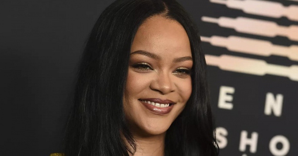 Rihanna và Taylor Swift cùng nằm trong danh sách tỉ phú của Forbes: Ai giàu hơn?
