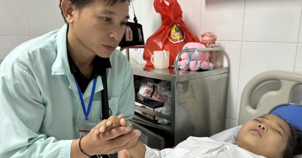 Cô bé 11 tuổi nghịch ngợm mắc bệnh hiếm ước trở lại trường sau khi chiến thắng bệnh tật