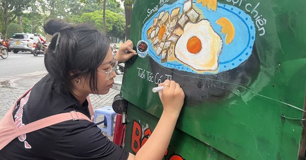 Biển vẽ tay độc đáo của cặp đôi trẻ gây sốt mạng xã hội!