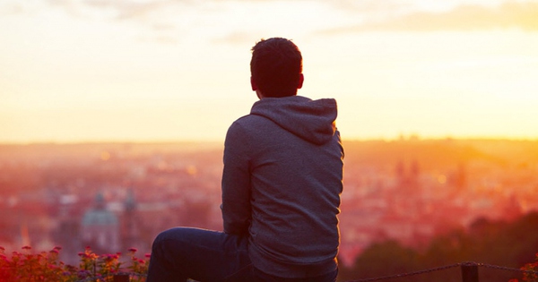 Lên tiếng cầu hôn bạn gái tài giỏi và khác biệt về tài chính, có xứng đáng không?