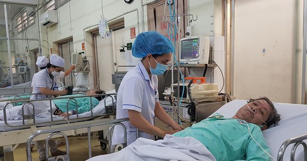 TPHCM đứng trước nguy cơ dịch bệnh kép