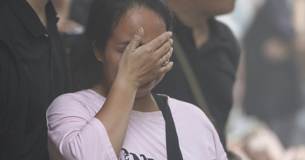 Cháy nổ tại Thanh Xuân: Cảnh tượng đau lòng khi người dân khóc thương nhớ về ngôi nhà của mình