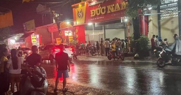 Đầy kịch tính: Vụ cướp tiệm vàng ở Hải Dương - Đã có 2 đối tượng bị truy bắt sau khi nổ súng