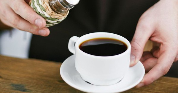 Cà phê muối có tốt hay không? Chuyên gia tiết lộ