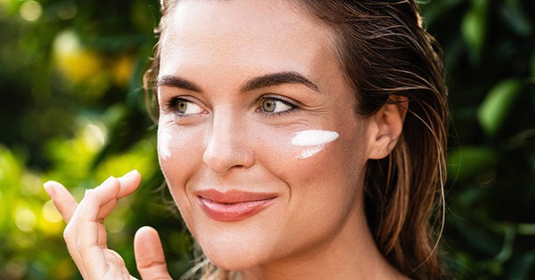 Notox: Từ khám phá đến trở thành ilm đắt giá của ngành chăm sóc da