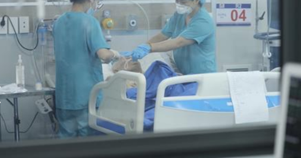 Số ca nhiễm COVID-19 đồng loạt giảm mạnh trong vòng 48 giờ qua