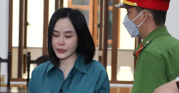 Tina Dương - Cô gái nóng bỏng bật khóc sau phán quyết 11 năm tù