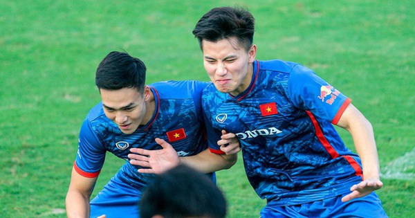 Cười tươi với Thanh Bình và Bùi Hoàng Việt Anh