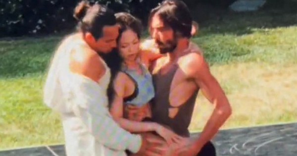 Bộ phim 18+ gây sốc với sự tham gia của Jennie (BlackPink) đang hút hàng triệu lượt xem trên mạng