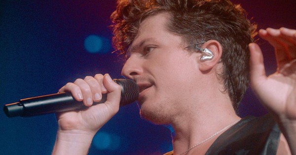Charlie Puth - Siêu nhân Việt Nam sắp trở lại?