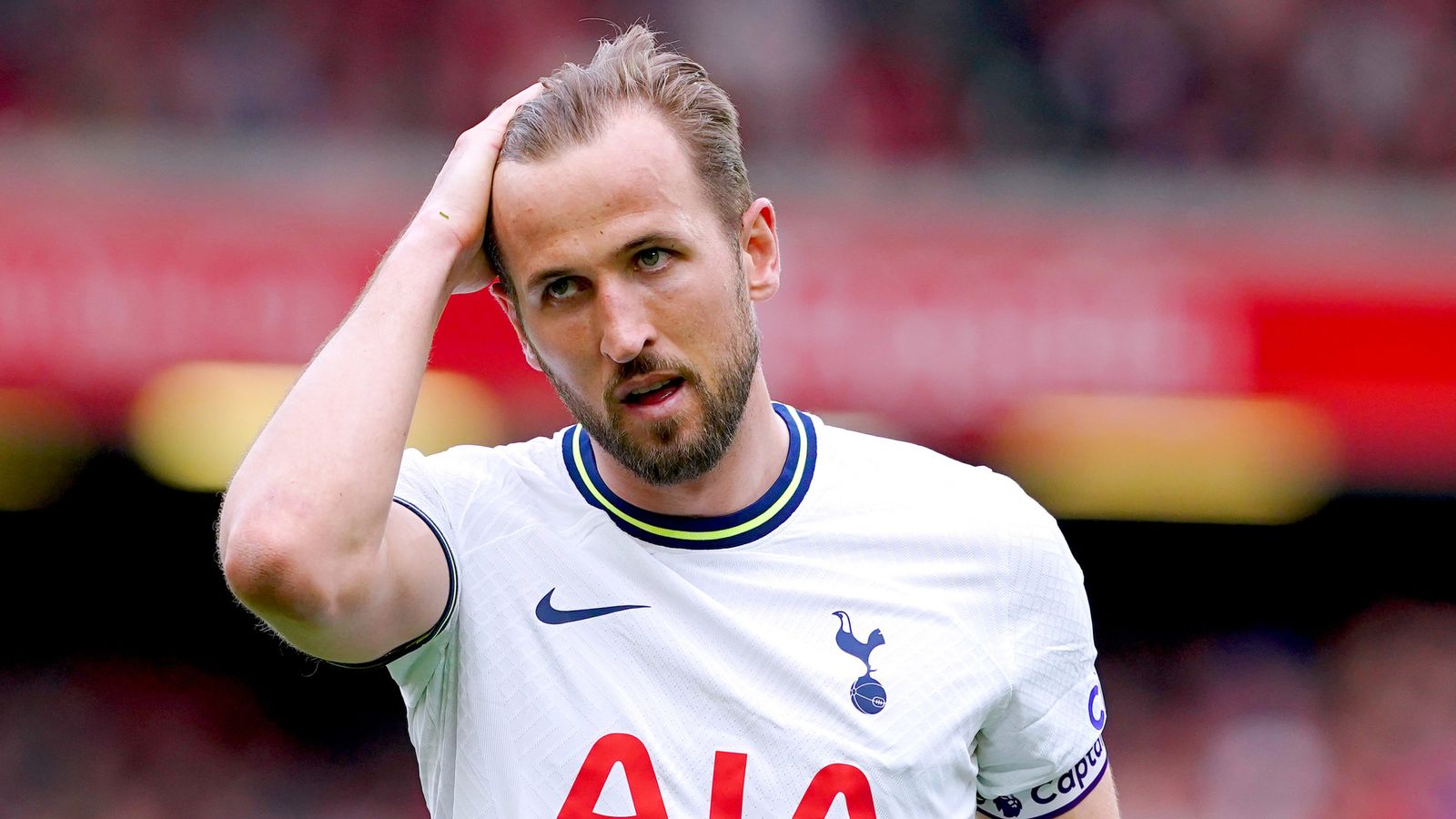 Man Utd Turns to Atalanta's Rasmus Hojlund Amid Tottenham's Resistance on Harry Kane Transfer