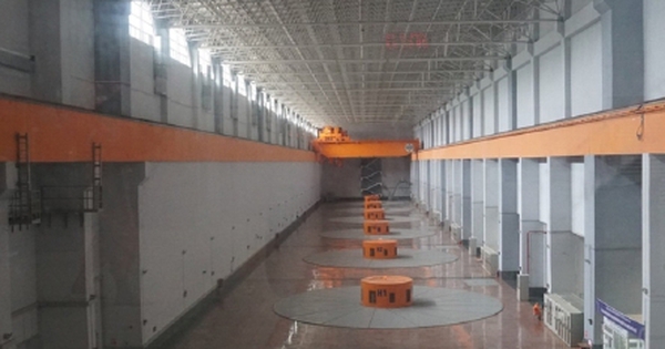 Cách tiết kiệm điện hiệu quả trong nhà máy thủy điện hàng đầu Đông Nam Á