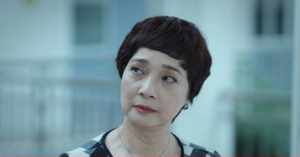 Tại sao phim của NSND Lê Khanh bị hoãn chiếu nhiều lần?