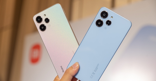 Redmi 12 - Khám phá chi tiết siêu phẩm: Màn hình 90Hz, camera 50MP, kháng nước IP53 và giá rẻ dưới 4 triệu đồng