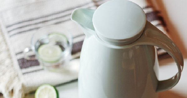 5 sai lầm thường gặp khi sử dụng ấm đun nước siêu tốc, hãy tránh để bảo vệ an toàn