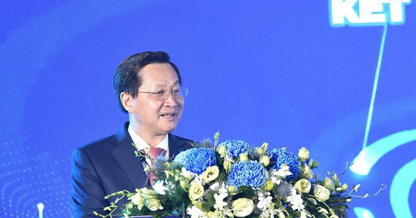 Thúc đẩy thanh toán không dùng tiền mặt: Lợi ích và ứng dụng trong thời đại hiện đại