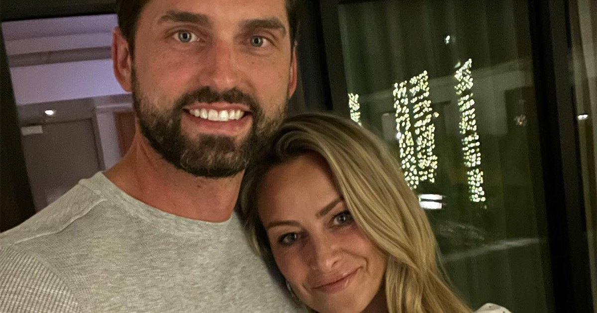 Love Is Blind Star Jessica Batten Embraces Motherhood: Heartwarming First Baby Picture