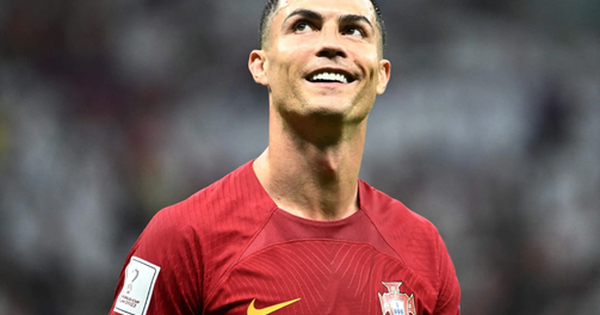 Ronaldo: Hành trình chinh phục kỷ lục
