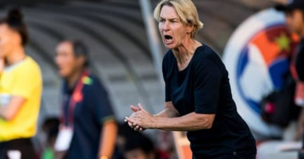 HLV đội tuyển nữ Đức hài lòng với chiến thắng ấn tượng trước tuyển nữ Việt Nam