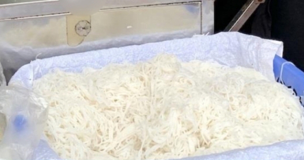 Chốt hỏi: Có bao nhiêu chất độc tiềm tàng trong những bát bún, phở mà bạn đang ăn hàng ngày?