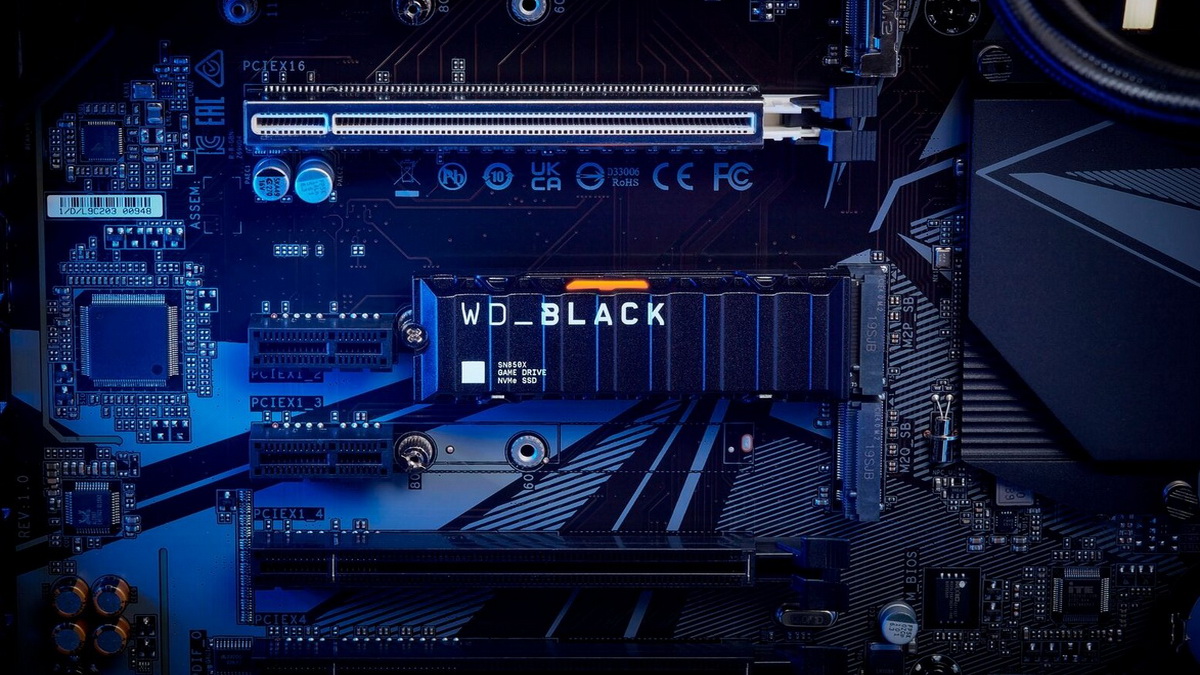 Cẩm nang xây dựng PC: Tìm hiểu sự khác biệt giữa các dạng ổ cứng SSD