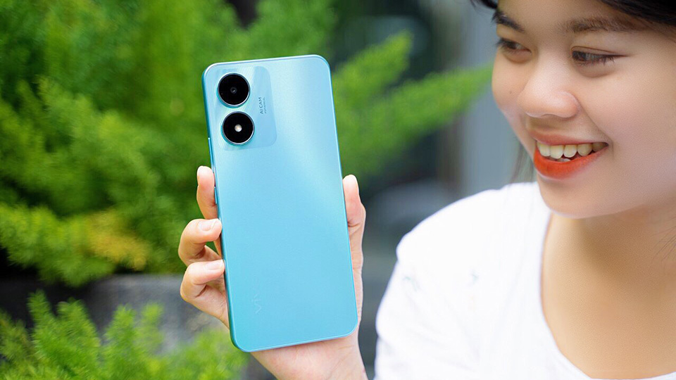 Đánh giá ưu điểm độc nhất về cấu hình, giá cả: Top 4 smartphone giá rẻ nổi bật hiện nay