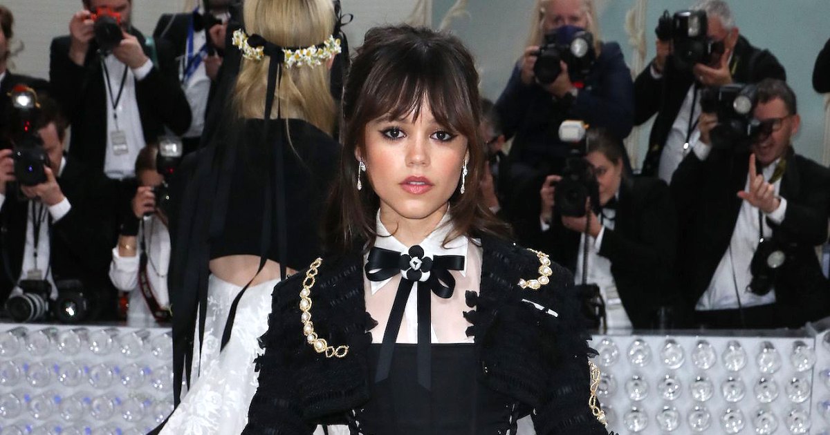 Jenna Ortega Reveals Why Wednesday’s Goth Aesthetic is Her Ultimate Style - You Won't Believe What She Wears!