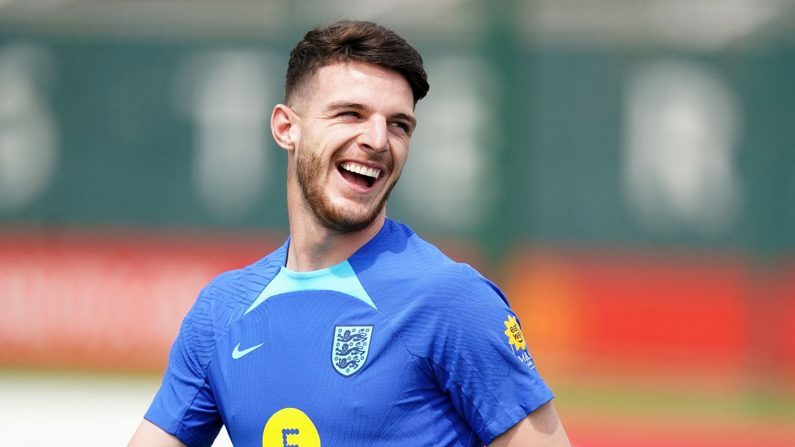 Blockbuster Transfer Alert: Manchester City's Jaw-Dropping £90m Bid for Declan Rice Unveiled, Arsenal Readying Third Offer!