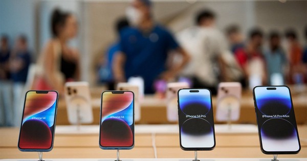 Cuộc đấu giá siêu nóng: Mở hỏi giảm ngay 10 triệu đồng trên Galaxy S23, iPhone 14 Pro Max