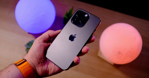 Khám phá bí ẩn iPhone 15 - Giá iPhone 14 Pro Max sẽ khiến bạn bất ngờ!