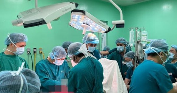 Bệnh viện Từ Dũ: Kỳ tích cứu sống bệnh nhân ngưng tim, ngưng thở