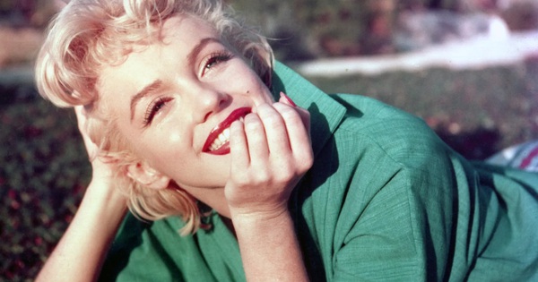 Bí mật vẻ đẹp huyền thoại của tóc vàng Marilyn Monroe