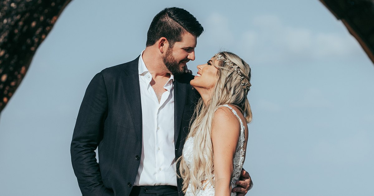 Surprising Cancun Wedding Unites Bachelor Nation's Juelia Kinney and Aaron Bass: See the Captivating Photos!