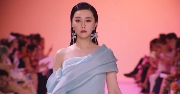 Kỳ Diệu Đường Cong Của Phạm Băng Băng Bay Tới Sàn Diễn Pháp!