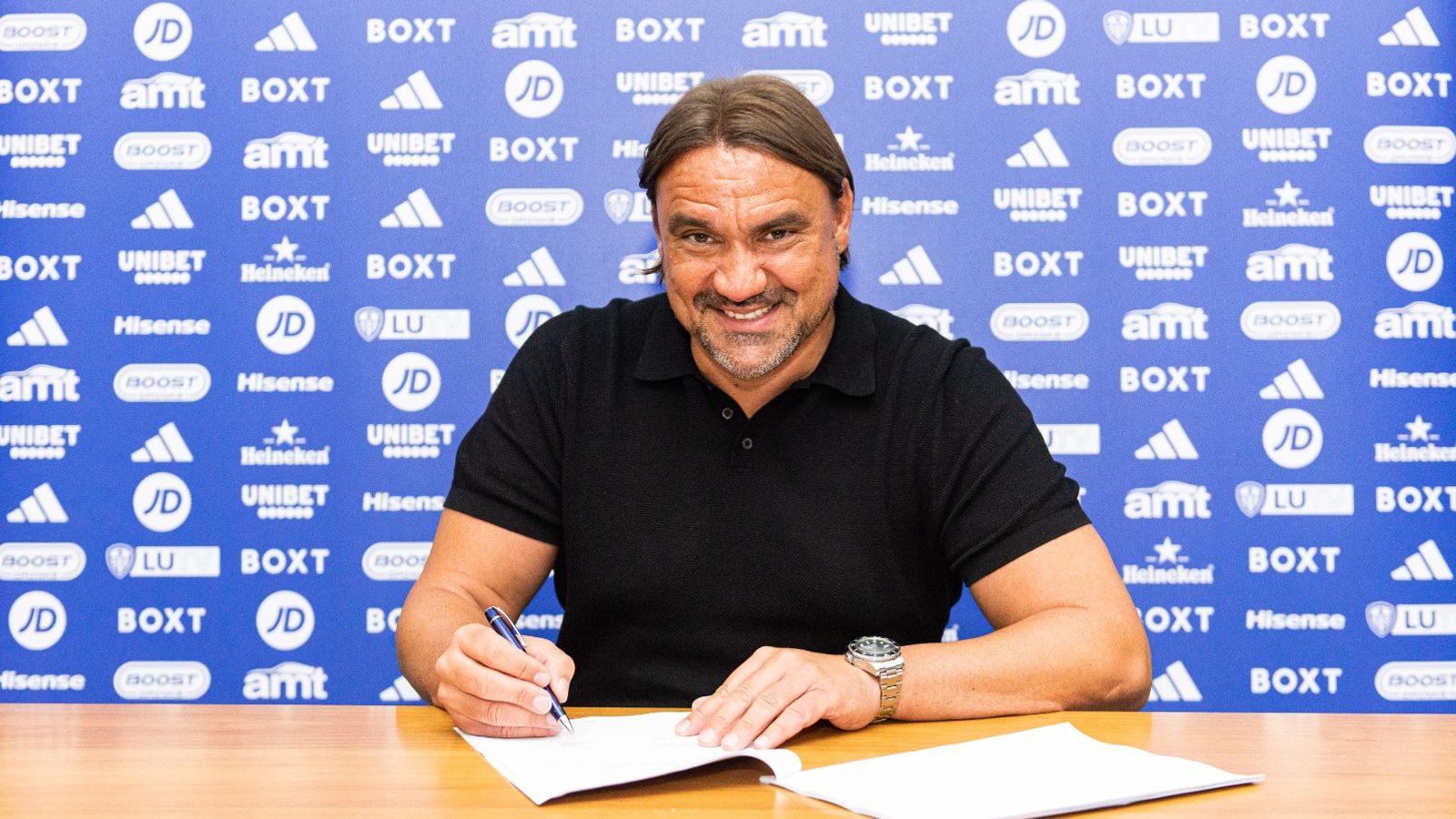 Breaking News: Daniel Farke Makes Sensational Move to Leeds United as New Boss