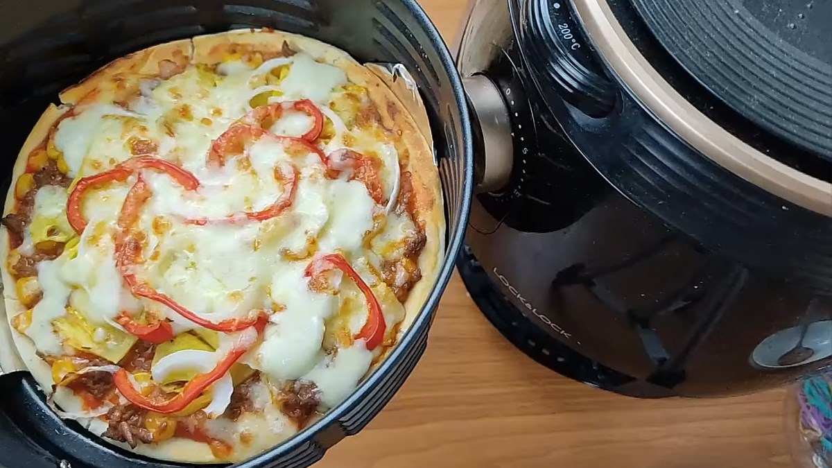 Kỹ thuật độc đáo: Làm pizza ngon tuyệt vời với nồi chiên không dầu chỉ trong 3 bước