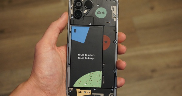 Thách thức siêu hấp dẫn: Thiết bị di động lắp ghép độc đáo, hơn cả đồ chơi Lego