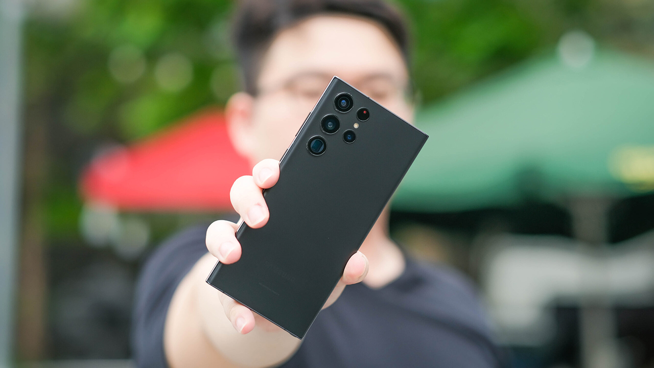 Đánh đổi vé gần sân khấu để sở hữu siêu phẩm smartphone này - No star where sẽ thu hút ngay ánh mắt của bạn!