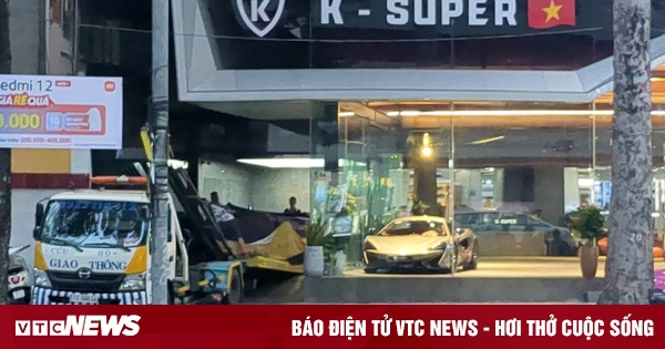 Dàn siêu xe hấp dẫn tại showroom K-Super của Phan Công Khanh chuyển đến vị trí mới: Mở cánh cửa cơ hội khám phá!