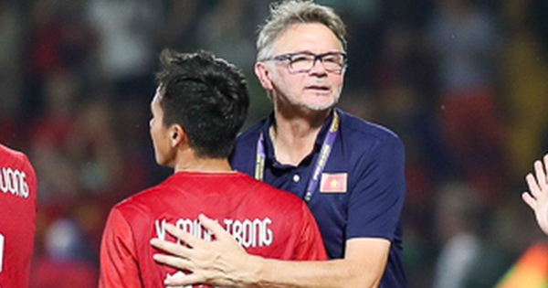 Hoàng sơn U23 Việt Nam ra đời, cùng HLV Troussier đạt thành công vượt bậc