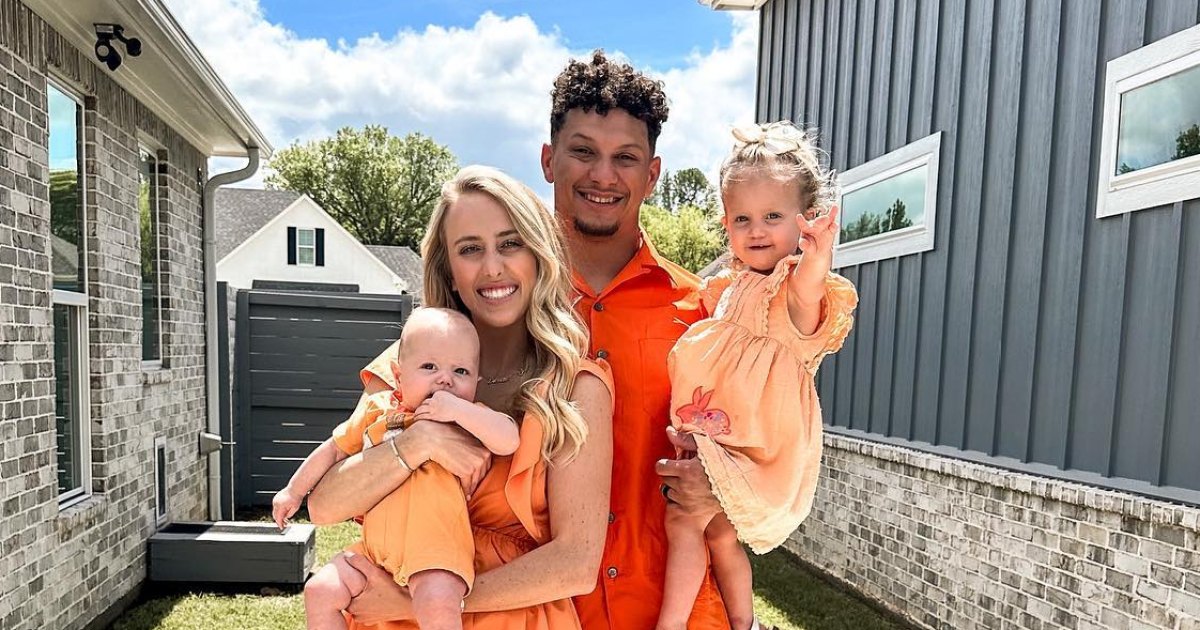 SWEET FAMILY: Brittany Mahomes Shares Heartwarming Photos of Patrick ...