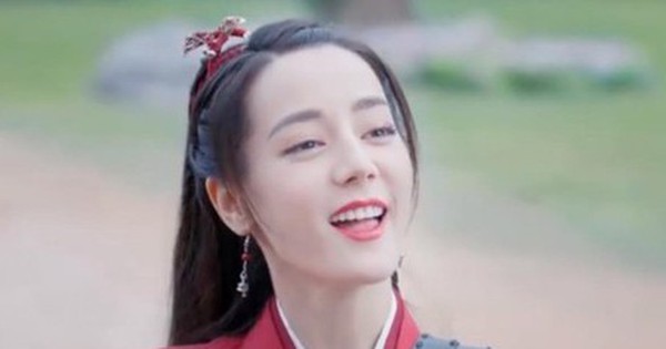 Địch Lệ Nhiệt Ba gây sốt với diễn xuất tài tình