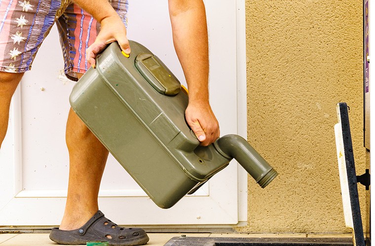 Top-Rated RV Portable Waste Tanks: Discover the Ultimate Solution for Easy Waste Management