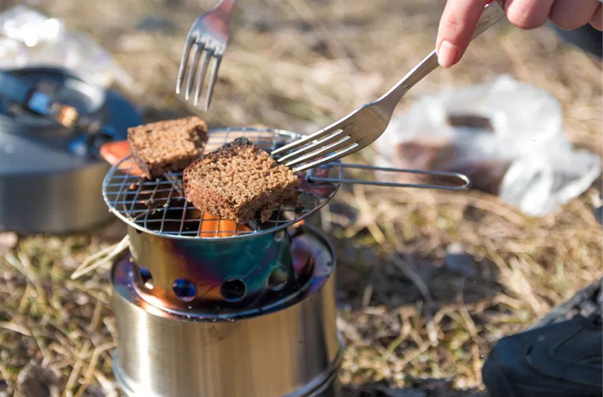 Master the Art of Cooking with a Portable Campfire - The Ultimate Guide