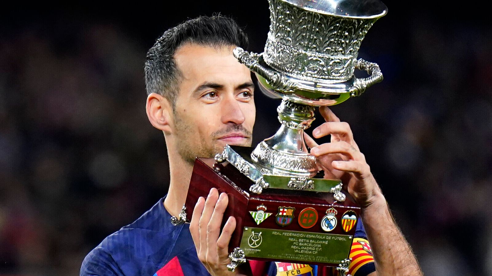 Sergio Busquets Joins Inter Miami: Reunited with Lionel Messi in Epic New Chapter
