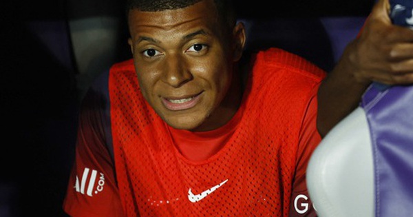 Ngày đội trưởng PSG bầu chỉ hưởng một phiếu ủng hộ cho Mbappe - Tin sốc!