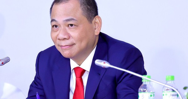 VFS vượt xứng đáng 100 tỷ USD vốn hoá, tăng điểm phiên thứ ba liên tiếp