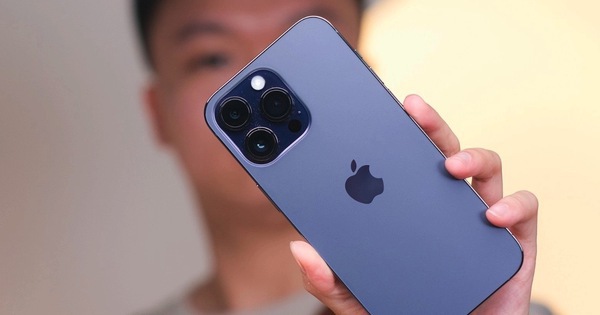 Siêu hot! iPhone 14 Pro Max bất ngờ gây sốt trong cơn sốt 'cháy hàng' tại Việt Nam