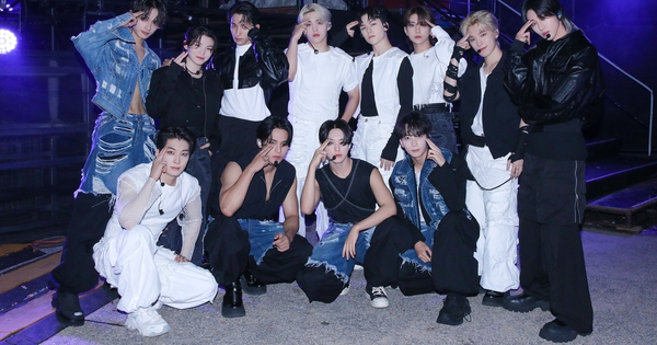 Bí quyết thành công khiến nhóm nam Kpop này tiêu thụ 10 triệu bản album chỉ trong 1 năm